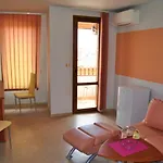 House Dimitrovi Penzion 3*